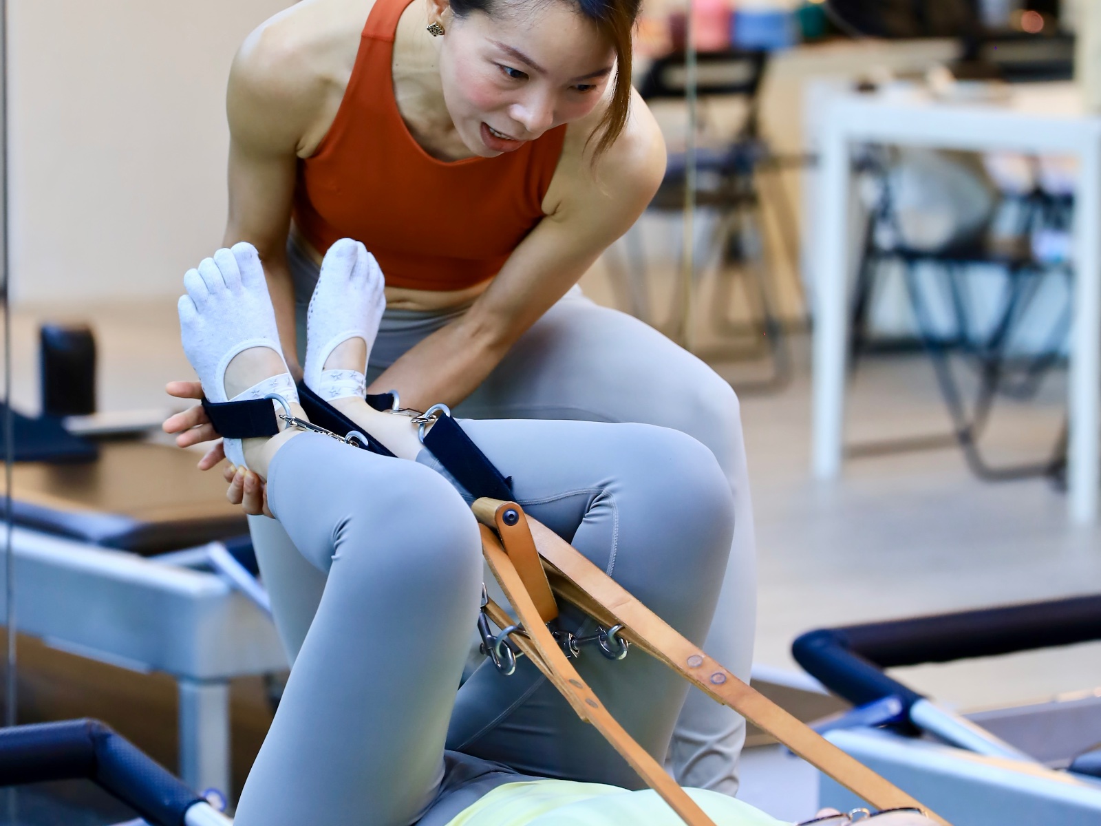 Kru Ple teaching a Classical Pilates session